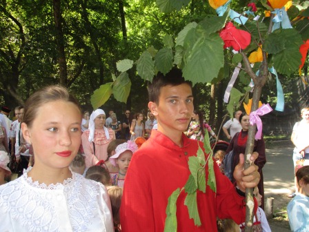 Нововладимировский коллектив познакомил кубанцев с казачьими обрядами 